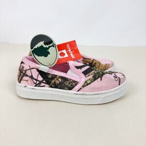 Oomphies Girls Shoes Size 9 Pink Camouflage Round Toe Flat Slip-On Sneakers NWT